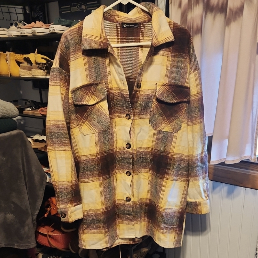 Women"s Shacket